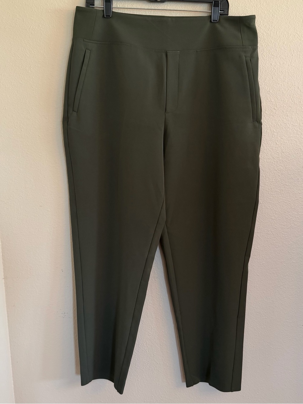 Athleta Endless High Rise Pant- olive green- Size 16